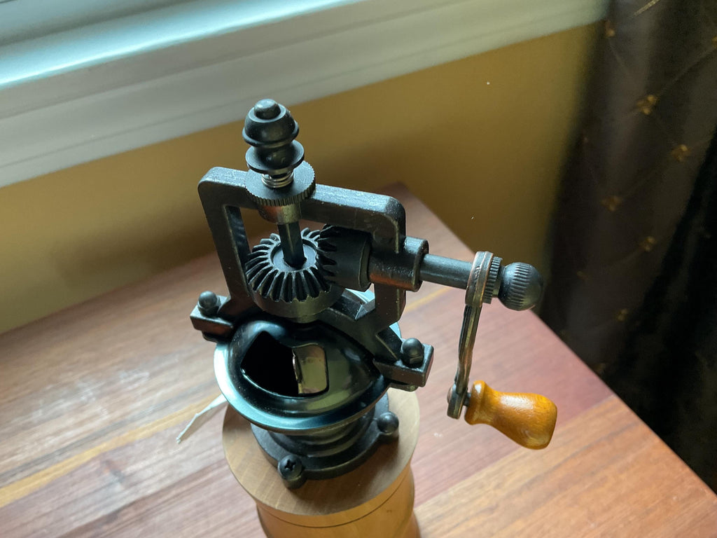 Cherry Wood Antique Style Pepper Grinder