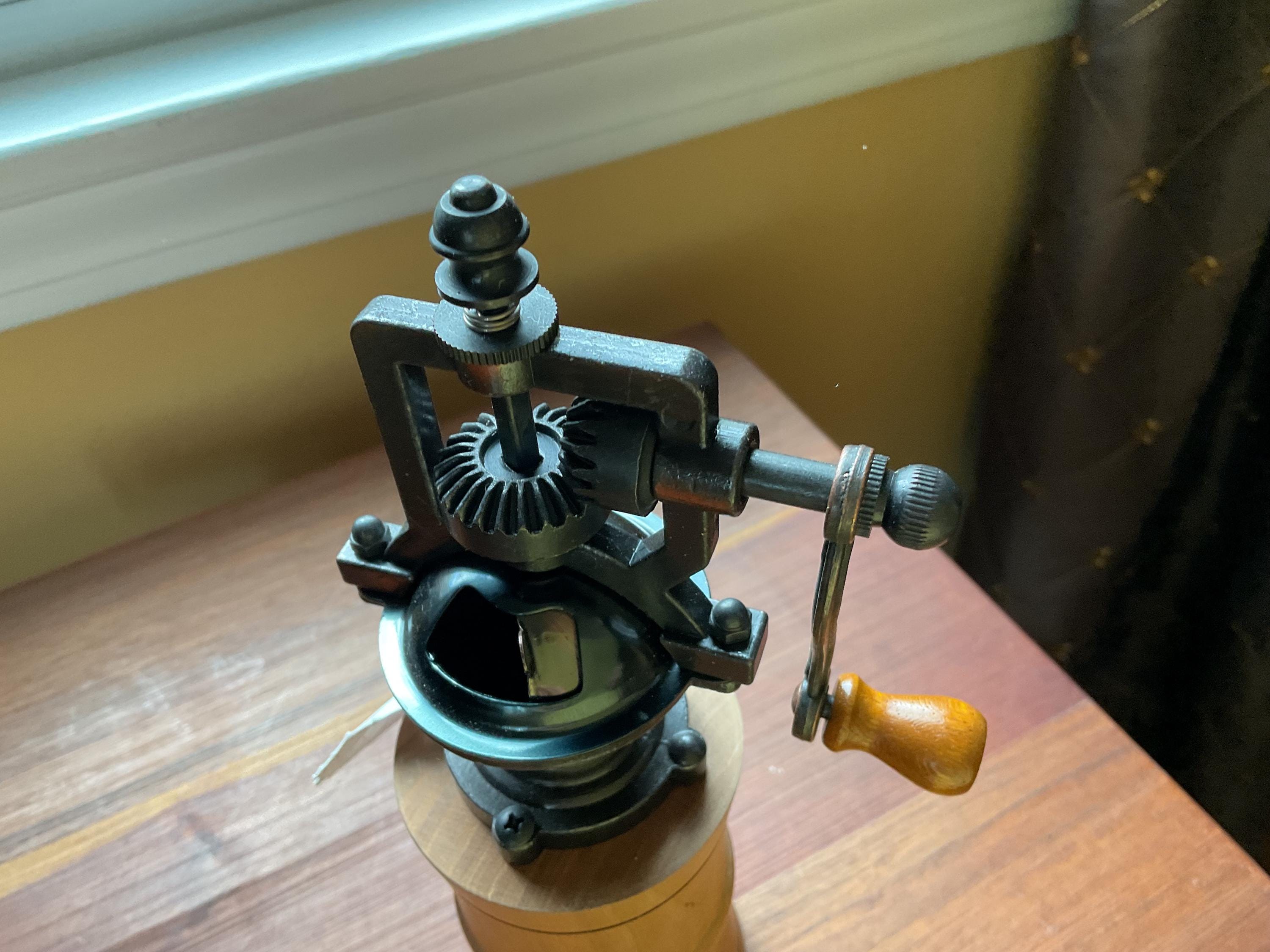 Cherry Wood Antique Style Pepper Grinder