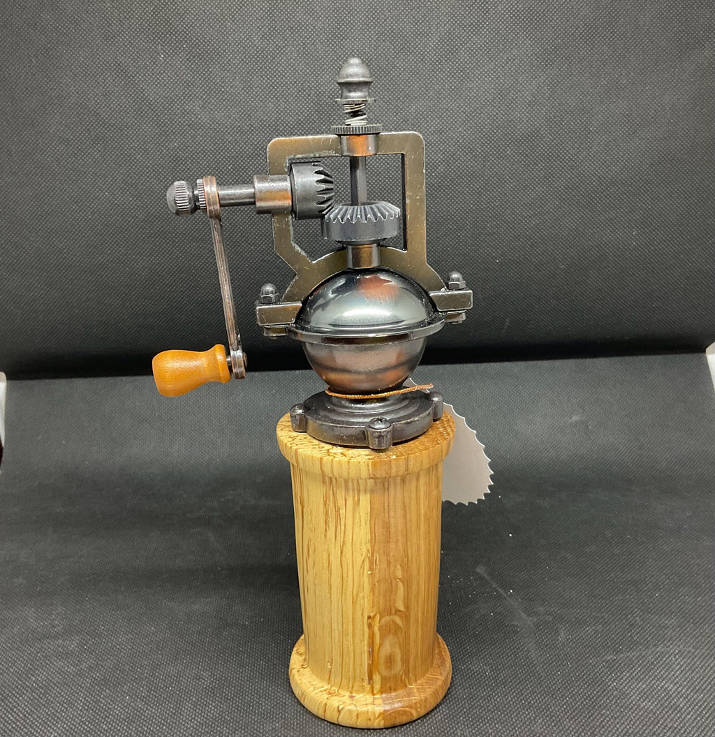 Spalted Pin Oak Wood Antique Style Pepper Grinder