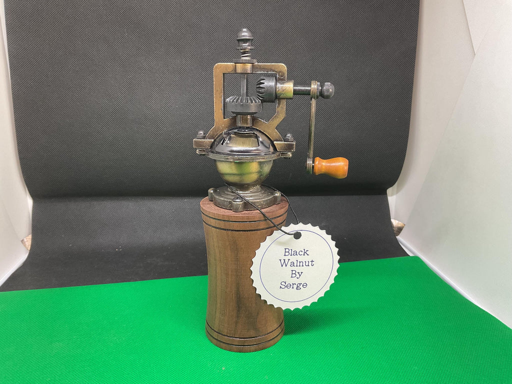 Black Walnut Wood Antique Style Pepper Grinder